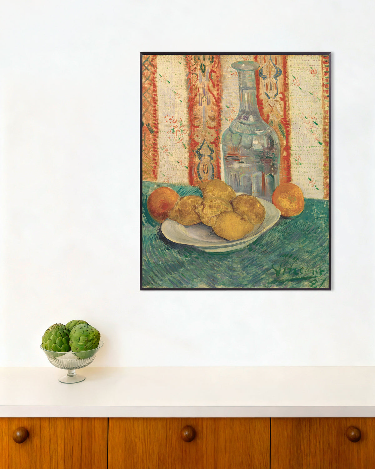Poster av Karaffel og fat med sitrusfrukter (1887) av Vincent van Gogh, med metallramme