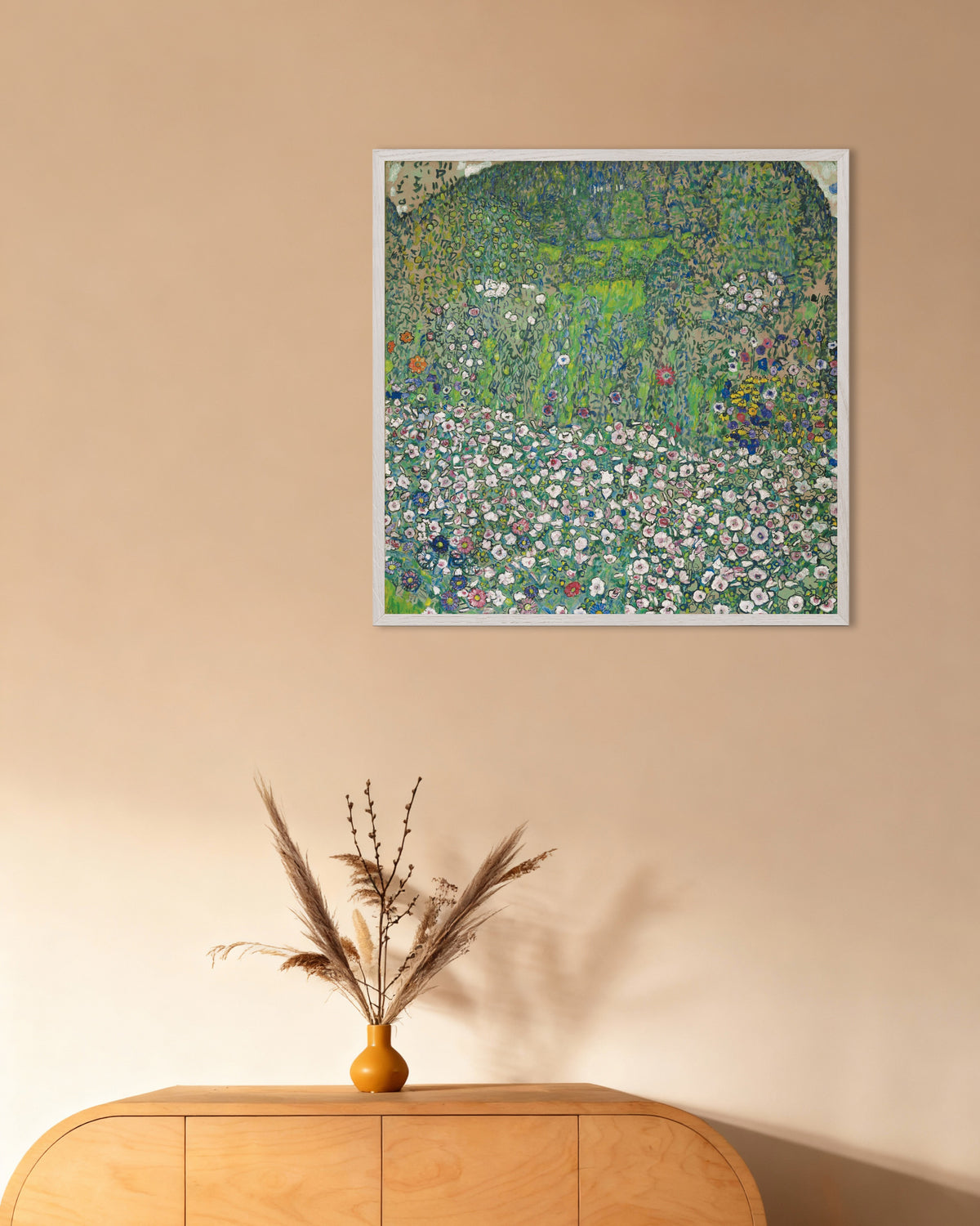 Poster av Hagelandskap med høyde (1916) av Gustav Klimt, med hvit treramme