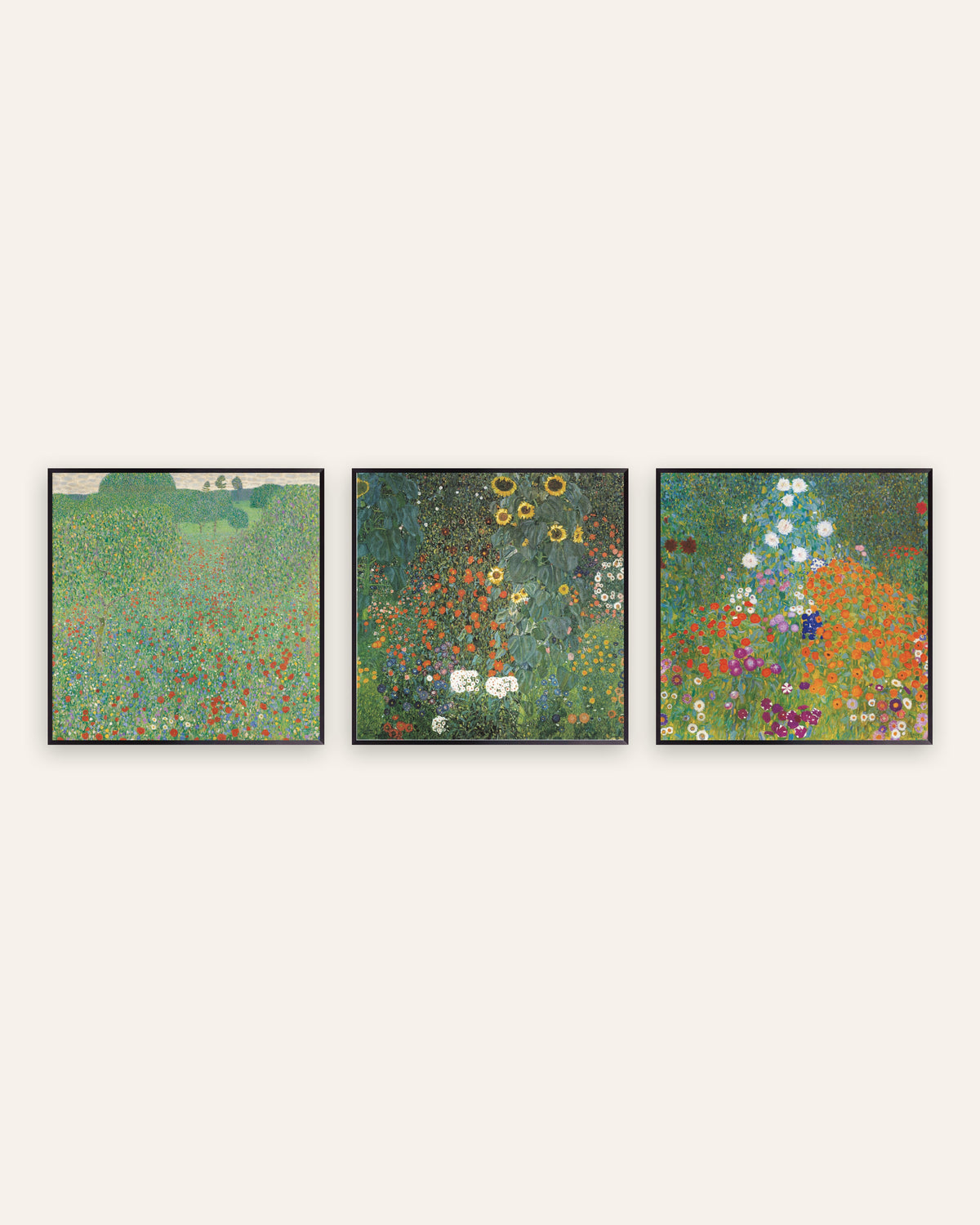 Klimt-postere, sett med 3: Valmueeng, Bondehage med solsikker og Bondehage, i svarte metallrammer
