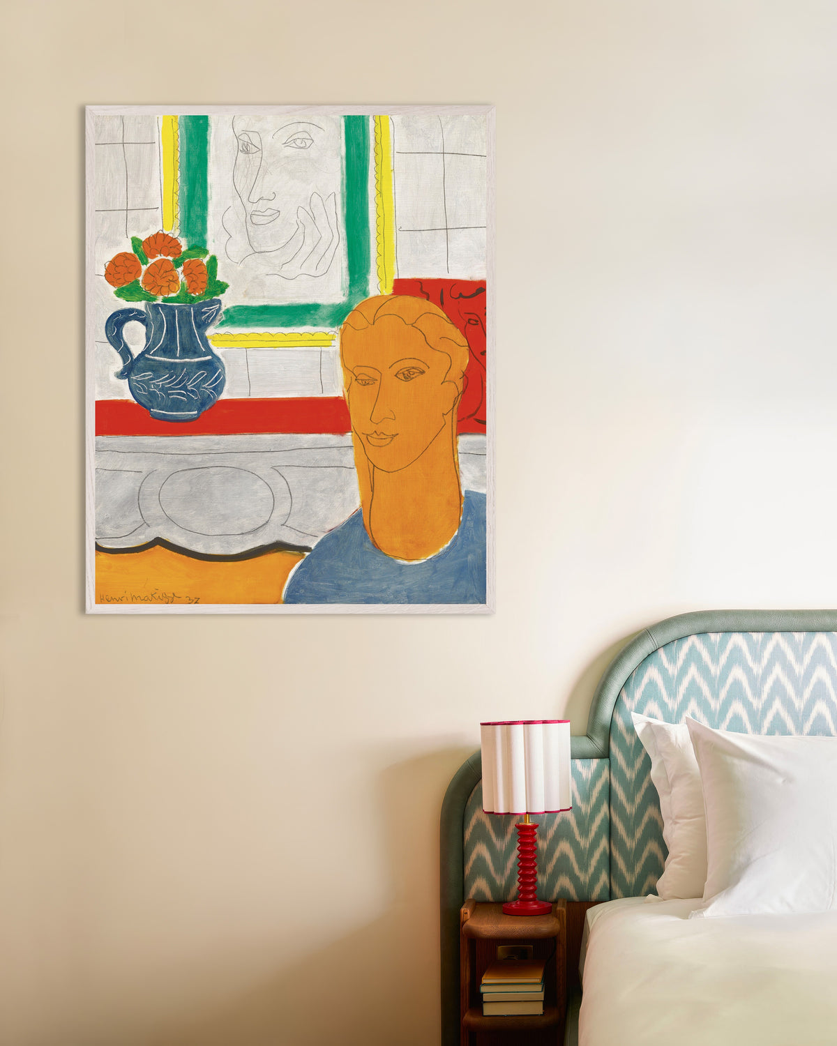 Poster av Okergult hode (Figur og bukett) (1937) av Henri Matisse, med hvit treramme