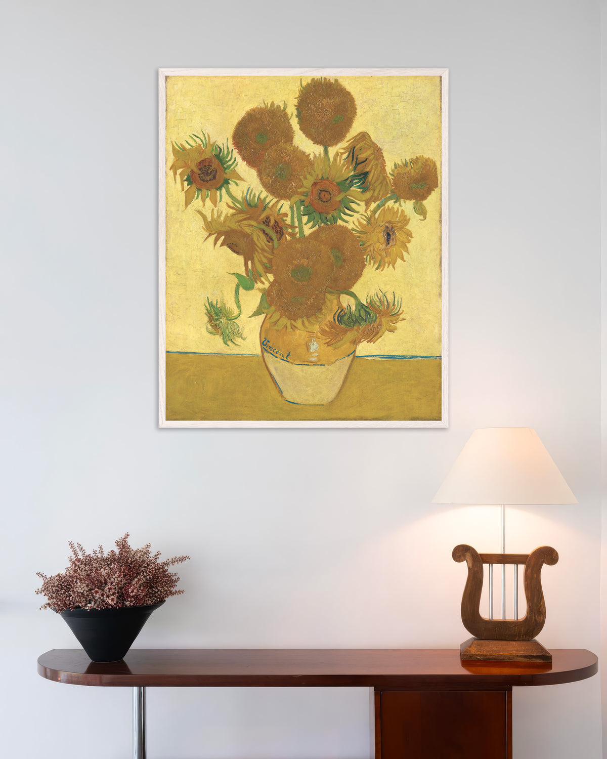 Poster med Solsikker (1888) av Vincent van Gogh, med hvit treramme