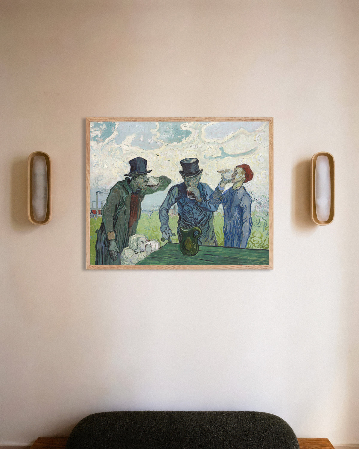 Poster av Drikkerne, etter Daumier (1890), av Vincent van Gogh, med ramme av naturtre