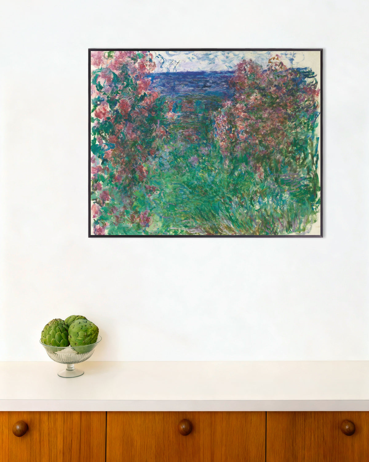 Plakat Huset blant rosene (ca. 1925) av Claude Monet med metallramme