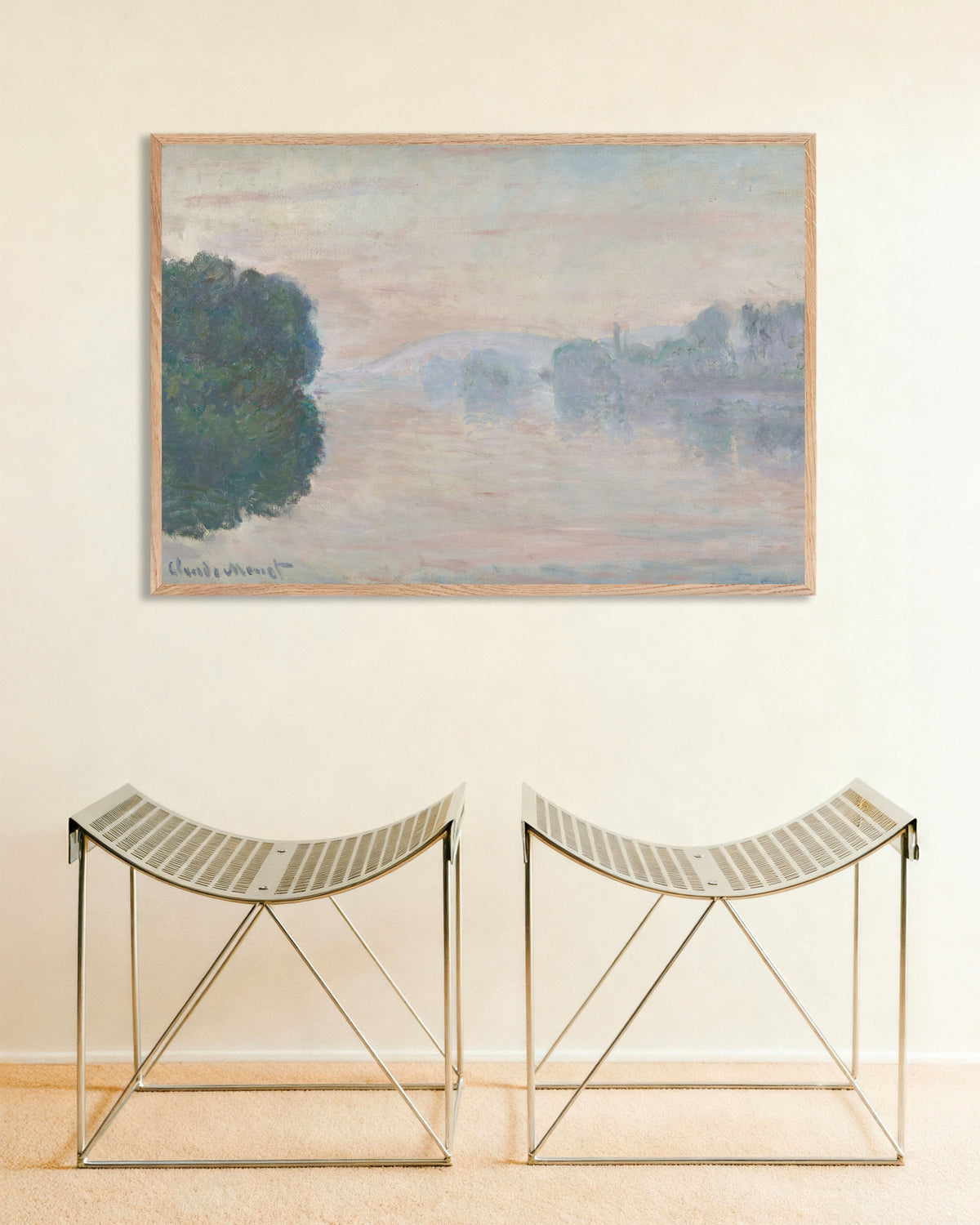 Plakat Seinen i tåken (1894) av Claude Monet med ramme i naturtre