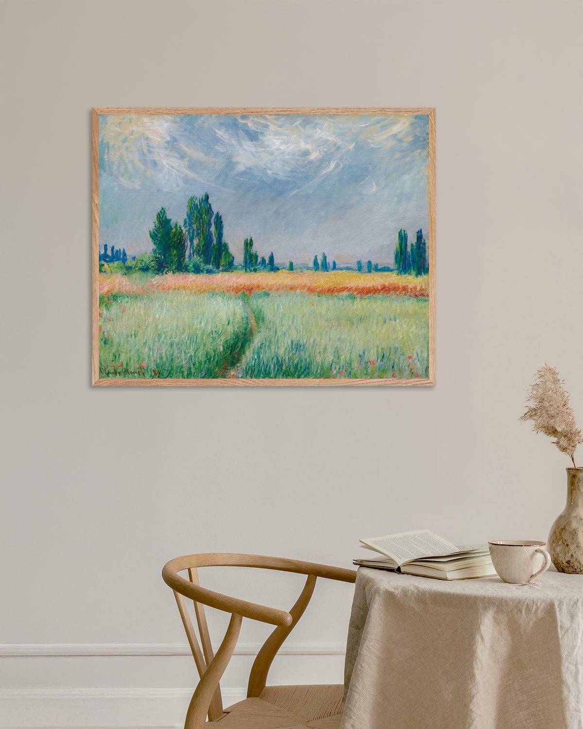 Plakat Hveteåker (1881) av Claude Monet med ramme i naturtre