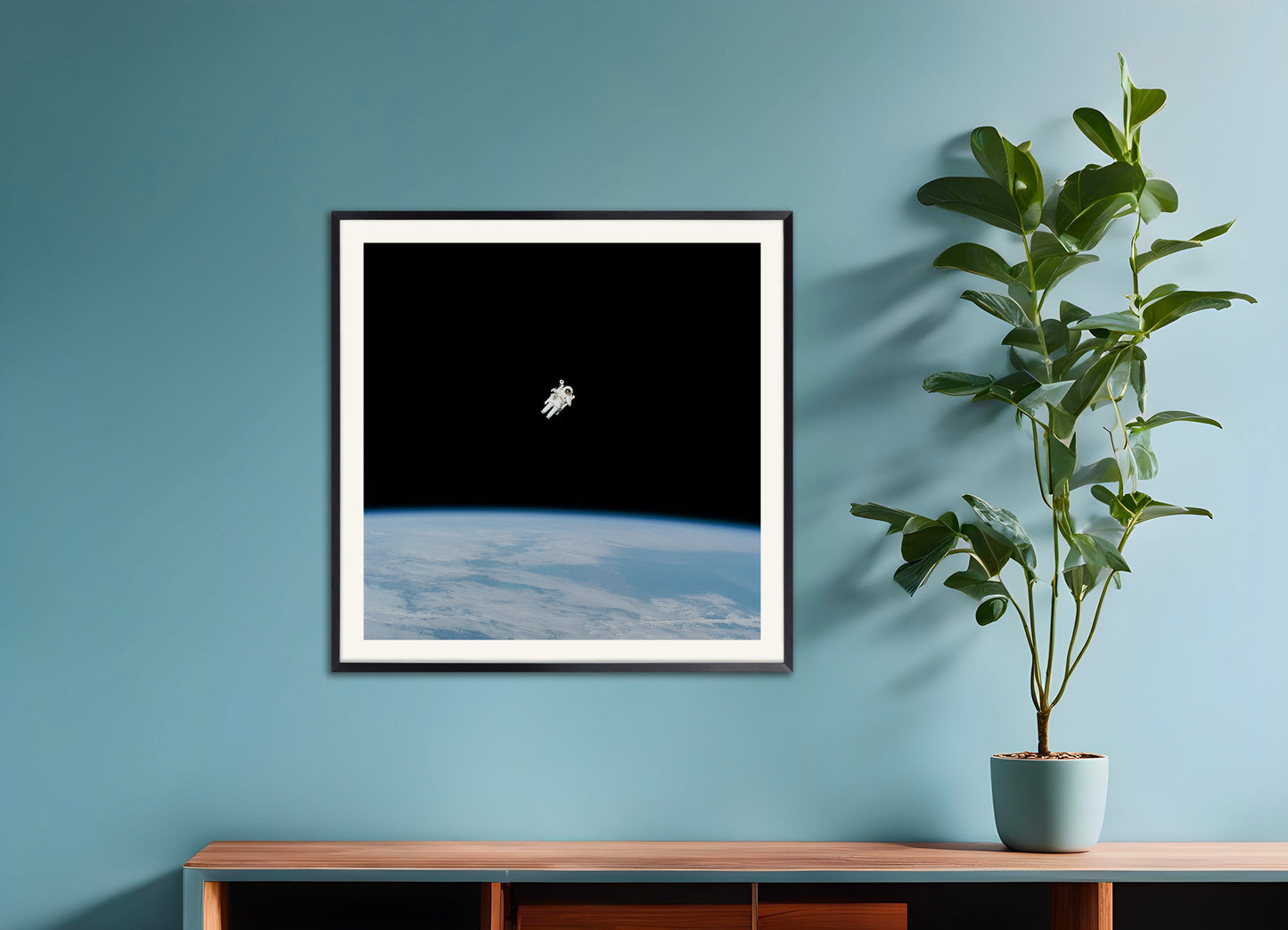 Poster with metal frame: Astronaute, NASA, mission Apollo