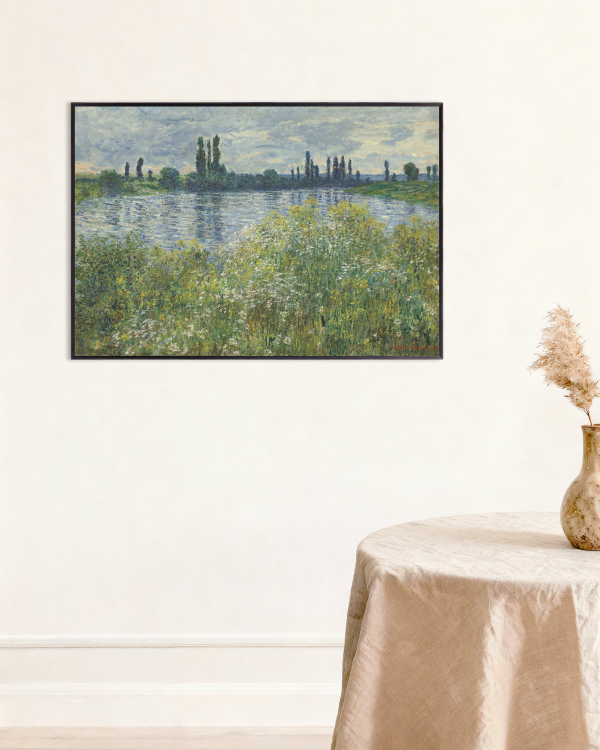 Plakat Seinens bredd ved Vétheuil (1880) av Claude Monet med metallramme