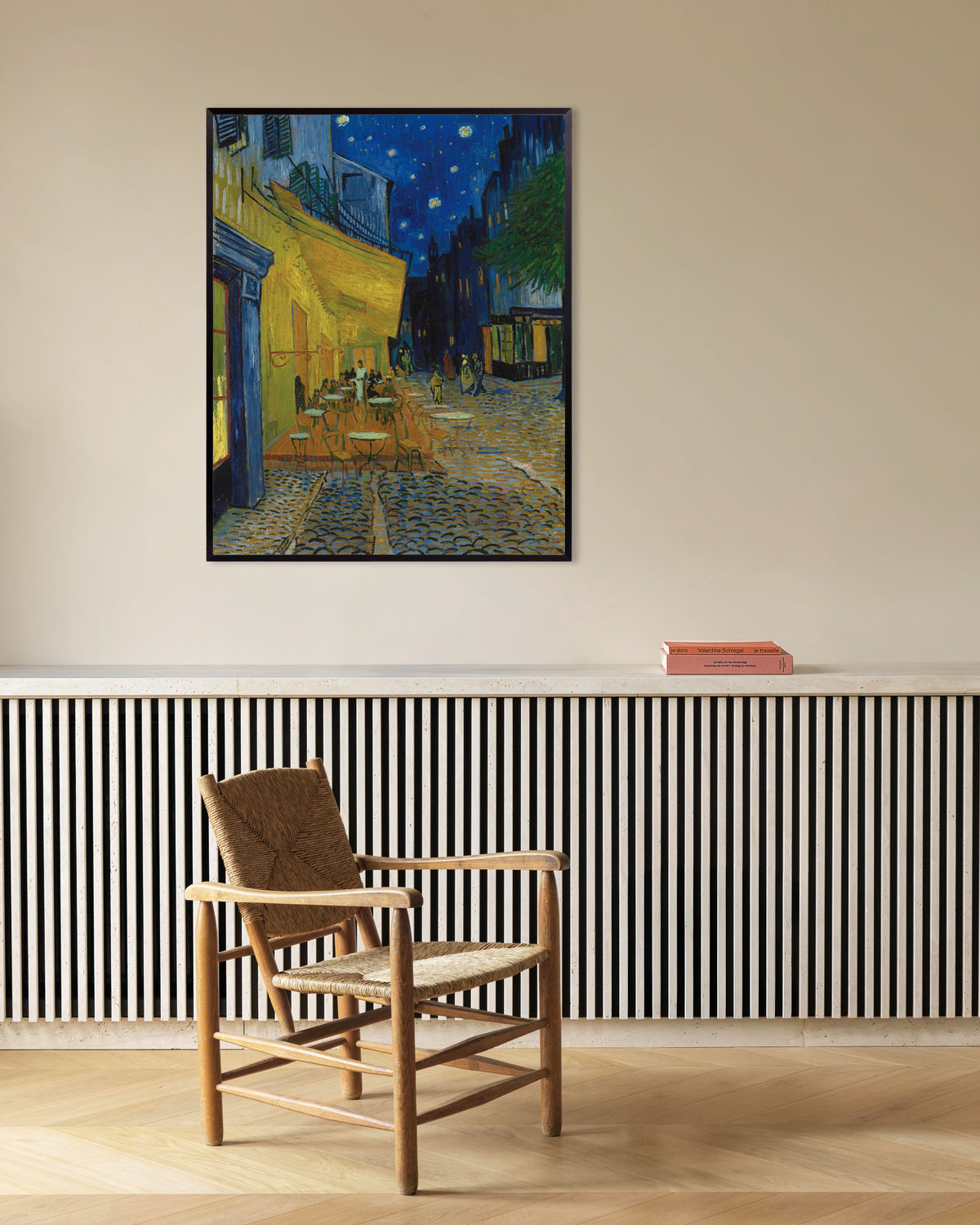 Poster med Kafeterrasse om natten (1888) av Vincent van Gogh, med metallramme