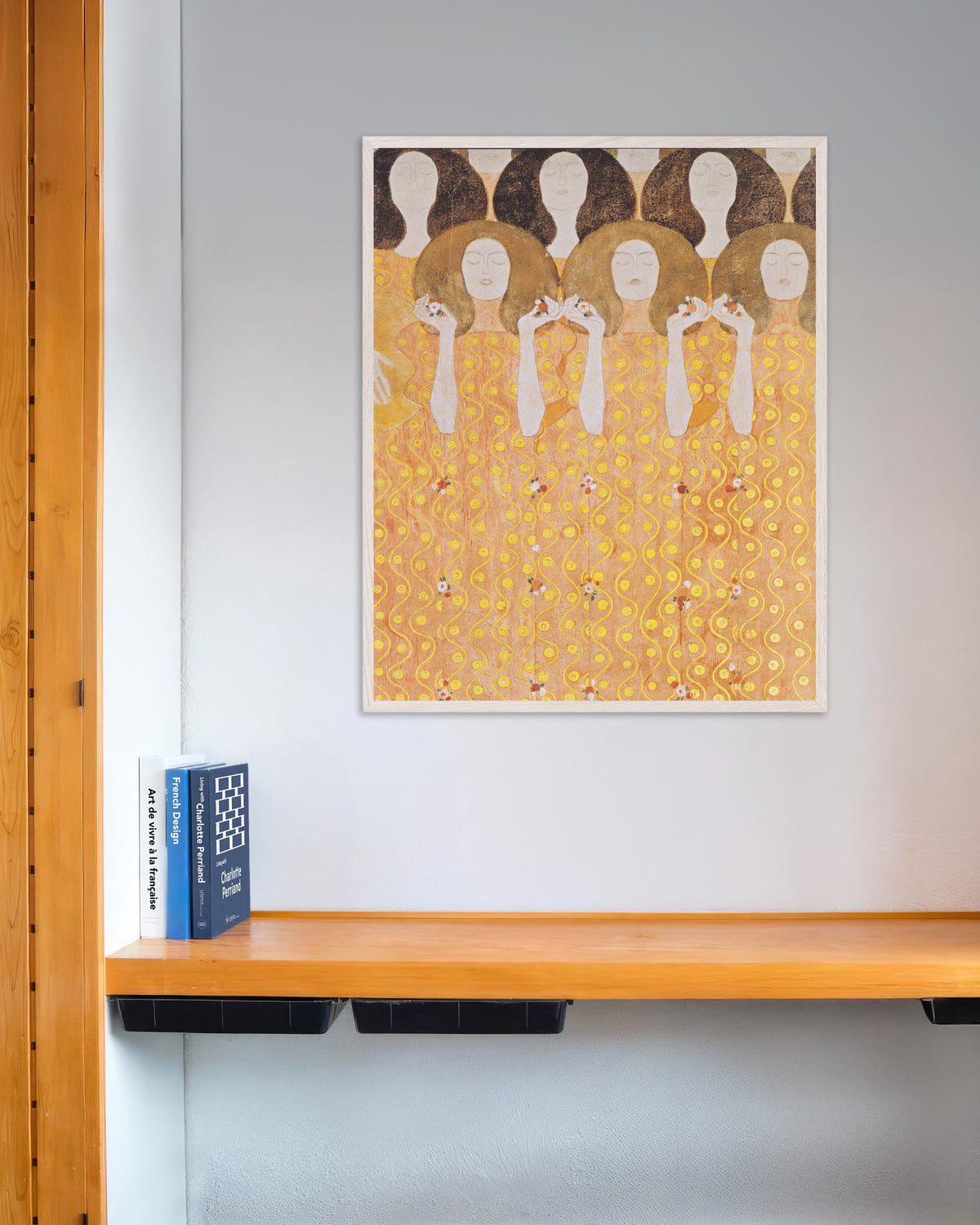Plakat Paradisets englekor, Beethovenfrisen (1902) av Gustav Klimt med hvit treramme