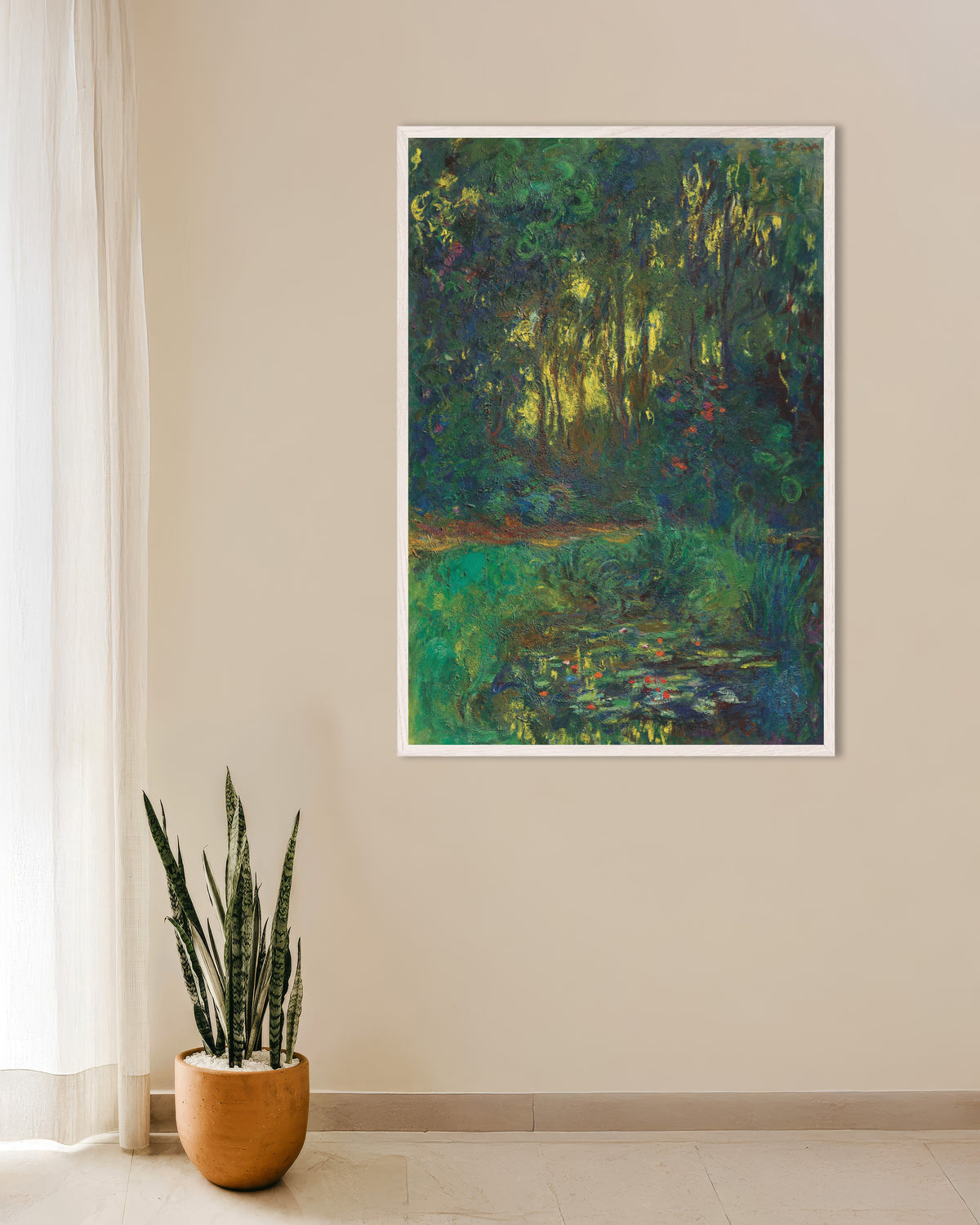 Plakat Hjørne av vannliljedammen (1918–1919) av Claude Monet med hvit treramme