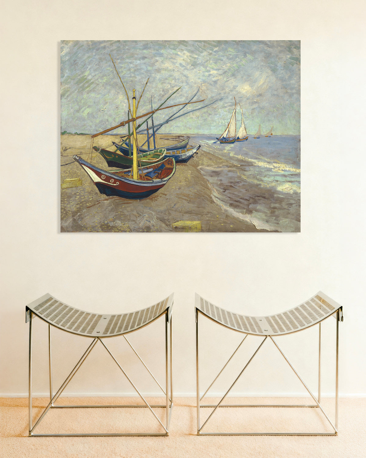 Poster av Fiskebåter på stranden ved Les Saintes-Maries-de-la-Mer (1888) av Vincent van Gogh