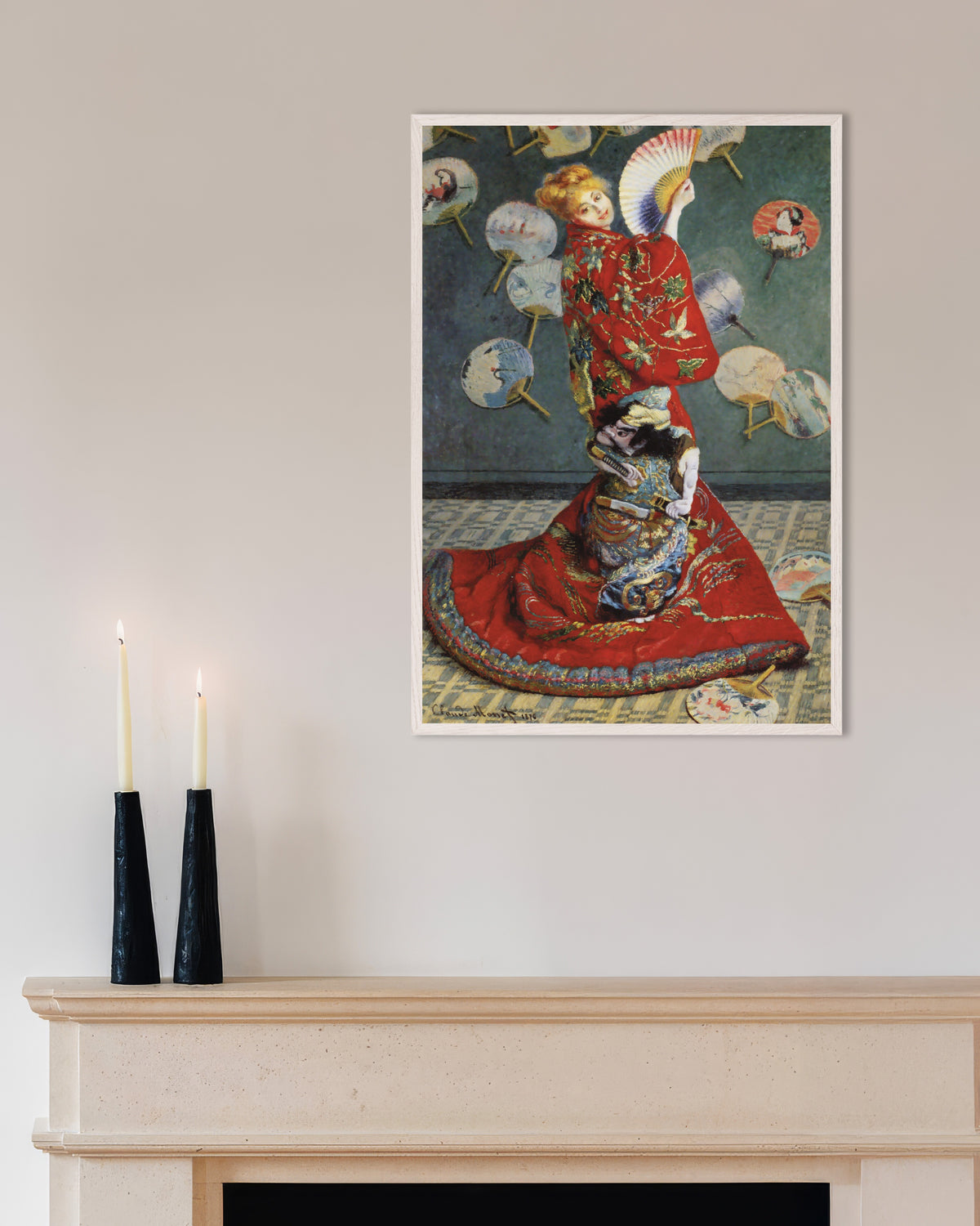 Plakat La Japonaise, Camille Monet i japansk drakt (1876) av Claude Monet med hvit treramme