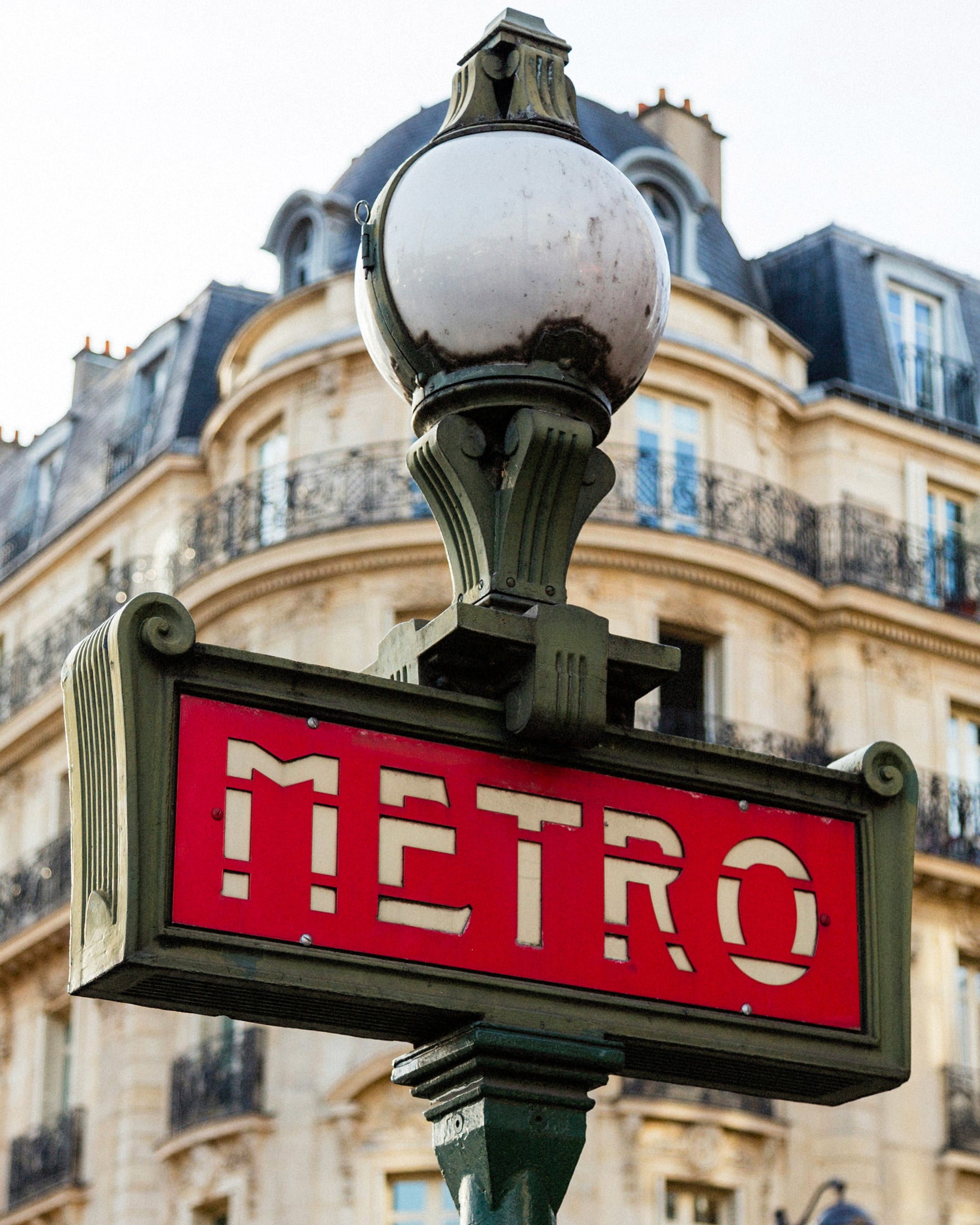 Póster de París, señal del metro por Hector Guimard