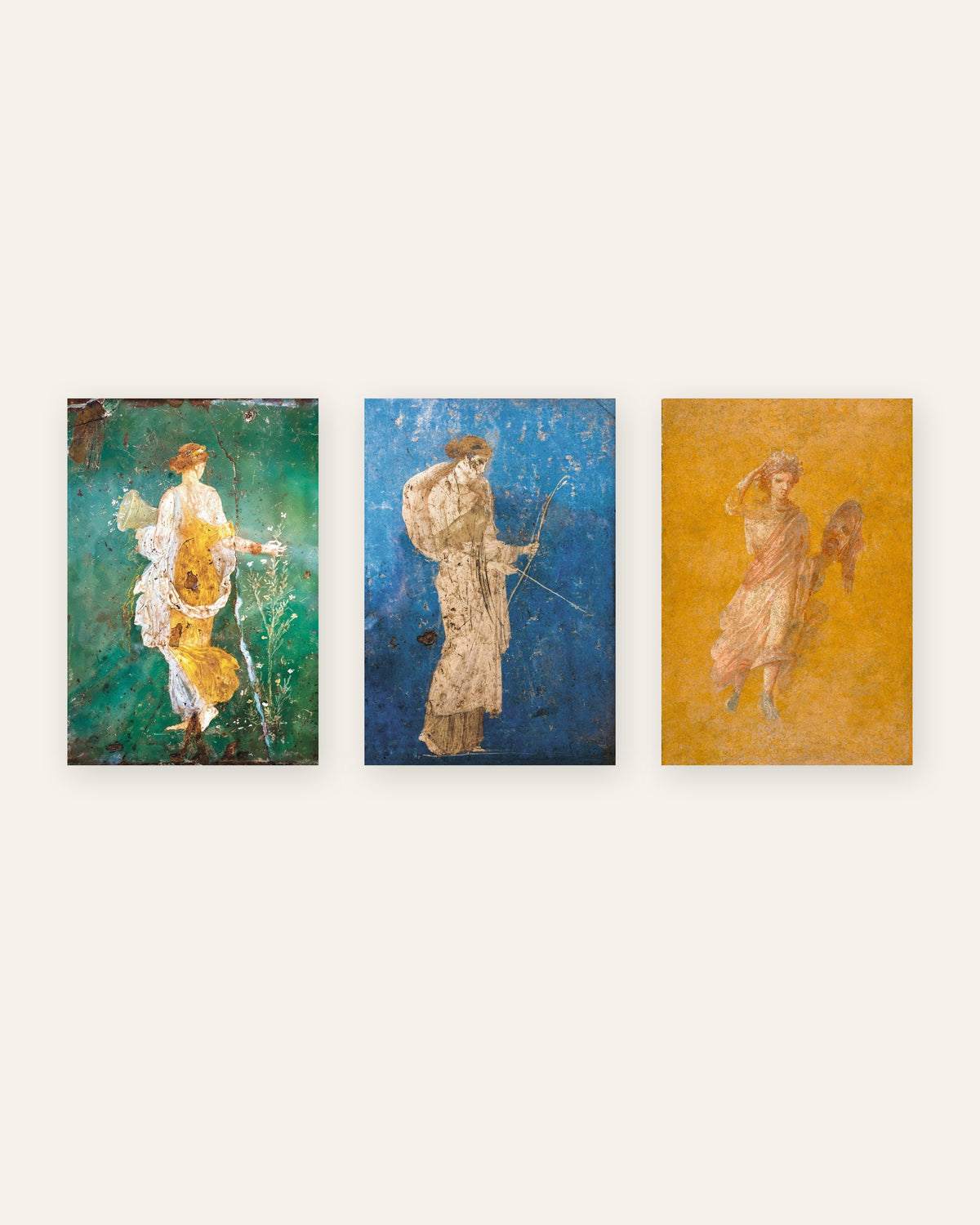 Sett med 3 postere med romerske fresker, Flora, Artemis og Melpomene, uten ramme