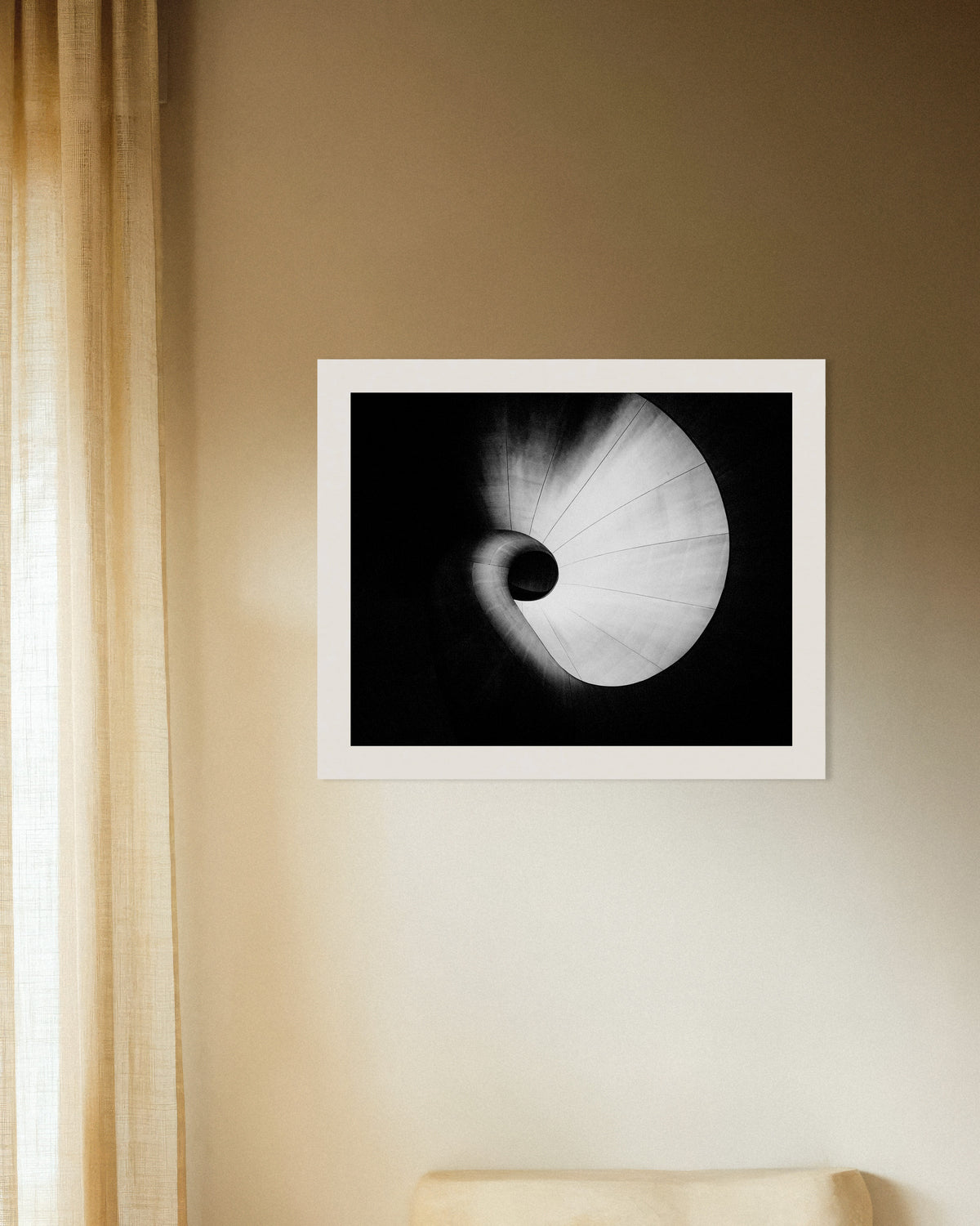 Plakat «Spiraltrapp sett nedenfra»