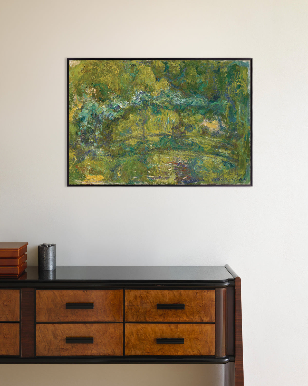 Plakat Gangbroen over vannliljedammen (1919) av Claude Monet med metallramme